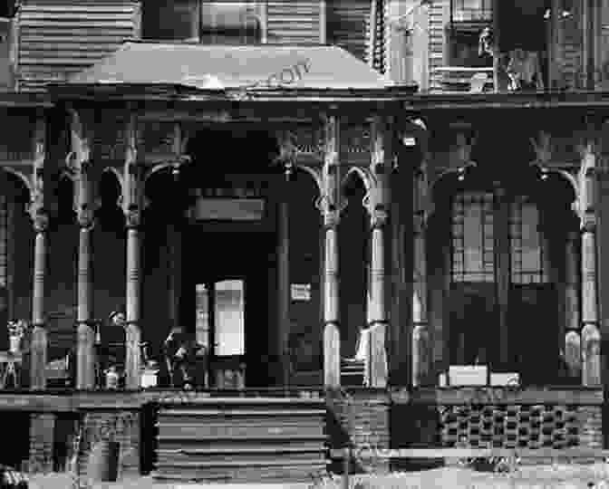 Walker Evans, Birmingham, Alabama, 1936 Walker Evans: Cities (Farm Security Administration Photographs 2)